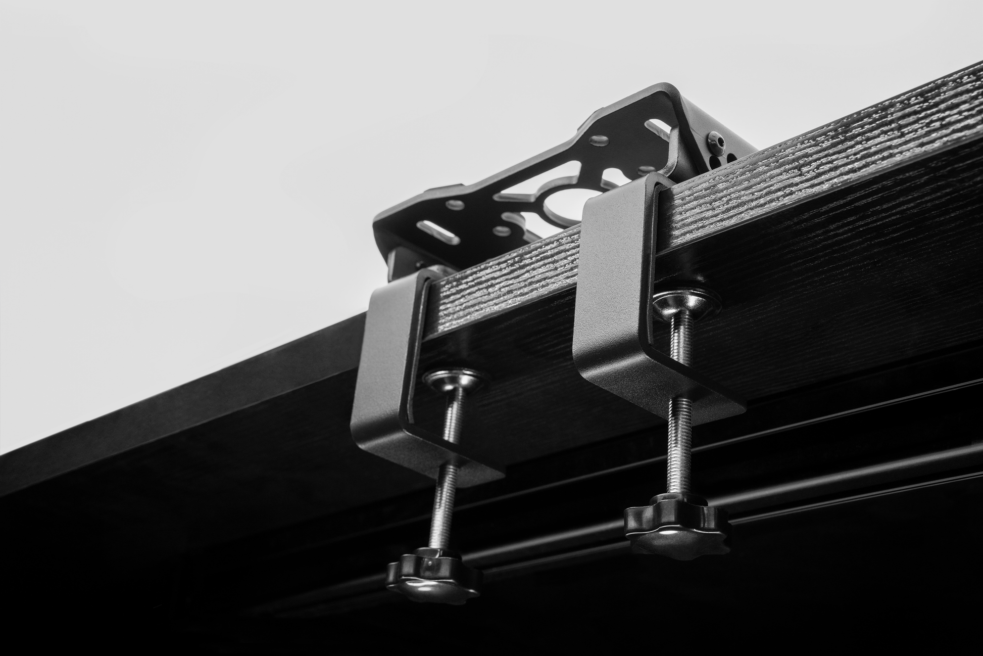 Simagic T-Loc Wheelbase Table Clamp Racing Equipment